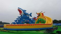 充氣游樂設(shè)備破損后怎么處理？